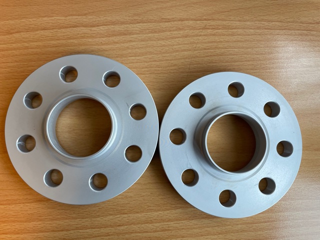 H&R Wheel Spacers DRS30 System 30 mm – 4x100 – Center Bore 56.1 mm (Outlet)